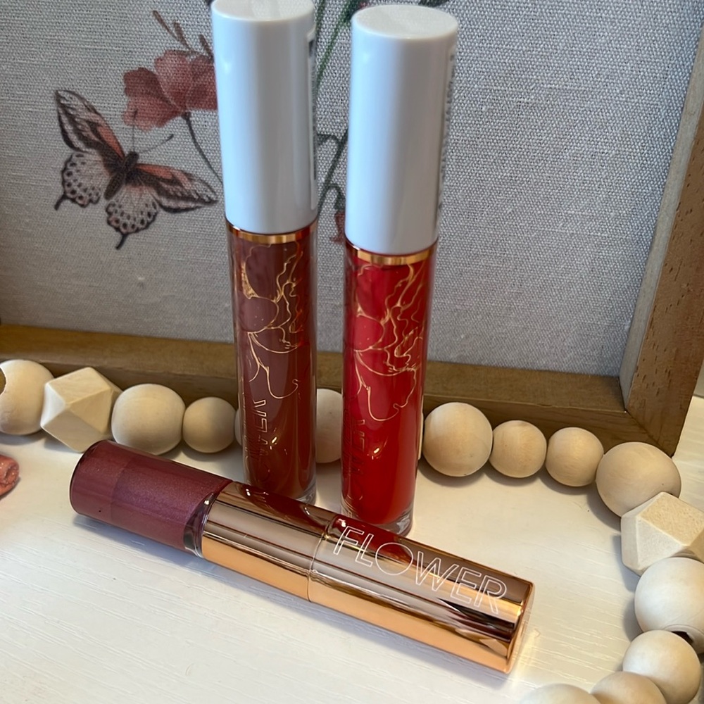 NWT Flower Beauty Matte Lip Bundle